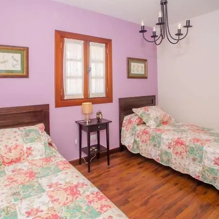 Apartment Sleeps 6 Pool Wifi El Islote