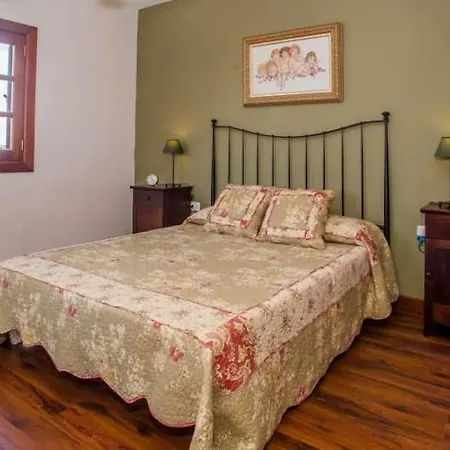 Sleeps 6 Pool Wifi El Islote