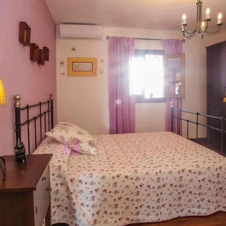 Sleeps 6 Pool Wifi * El Islote